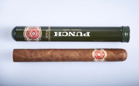 Punch - Royal Coronations 1er Alu Tubos